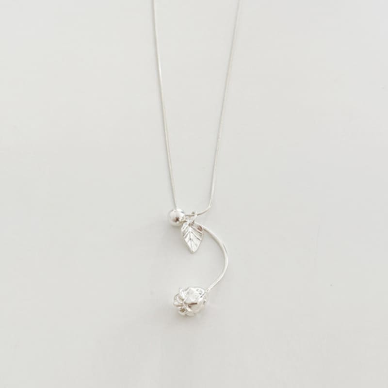 STILL INSTANT Rose with Dew - Necklace 03
