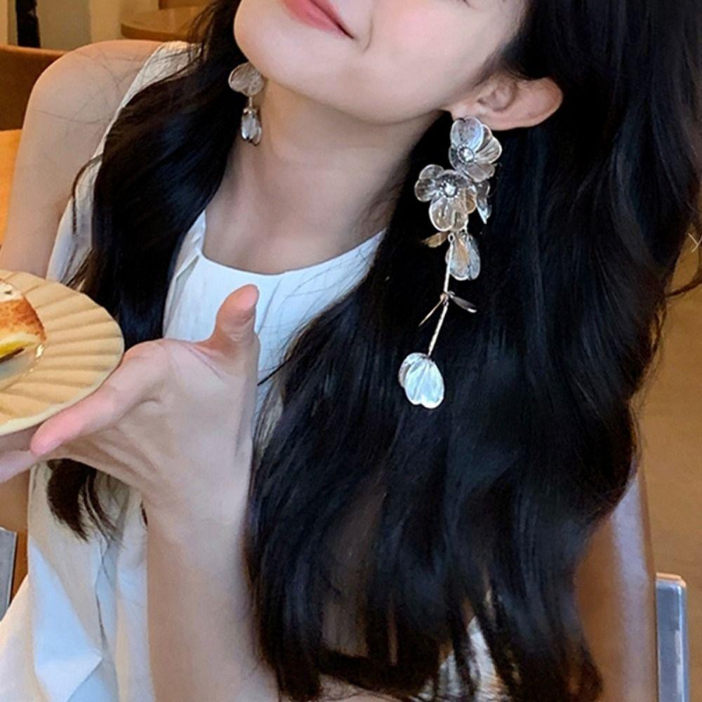 Exaggerated Women Earrings Light Luxury Stud Earrings Jewelry Gifts