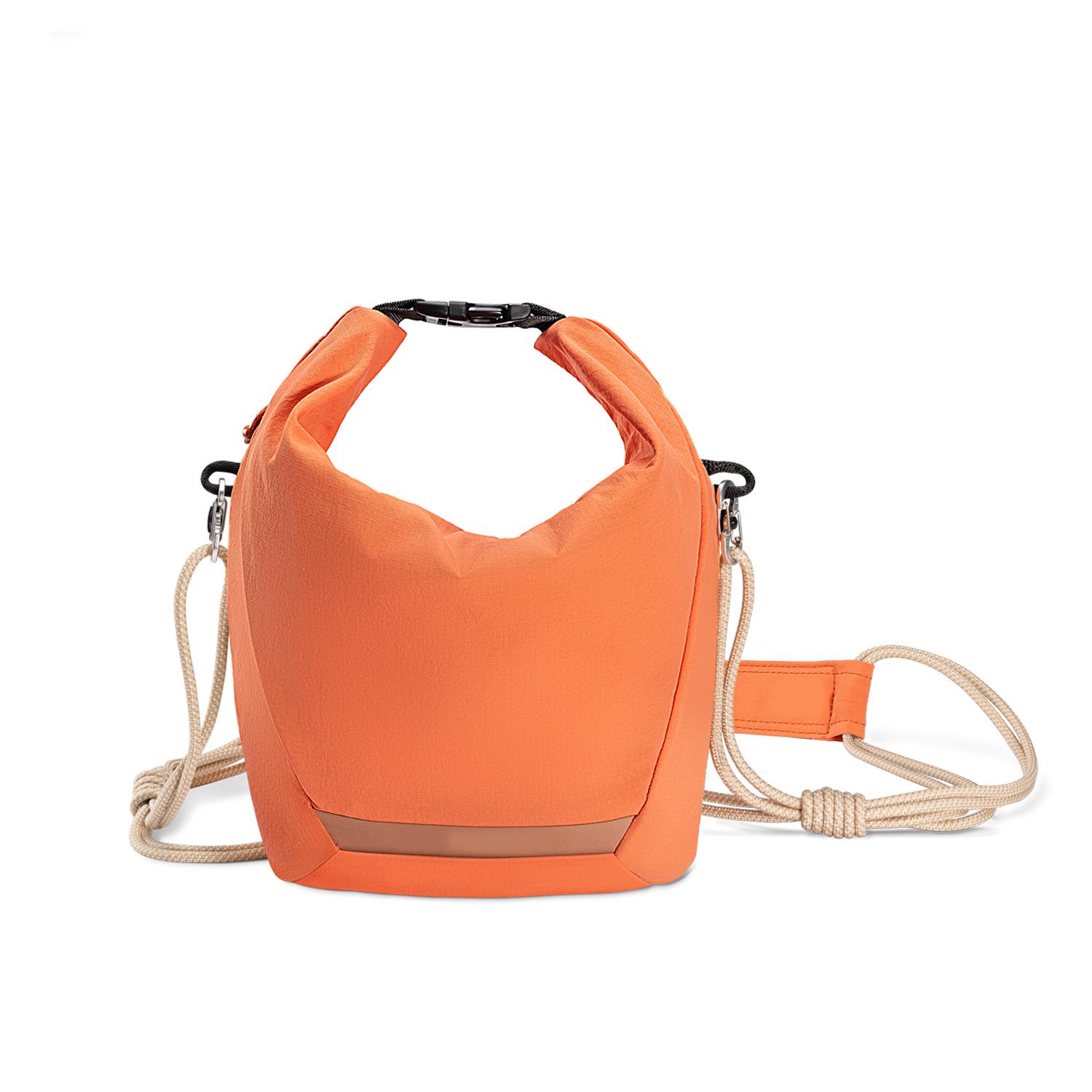 

2025 Cloud Camera Shoulder Bag: Digital Photography Crossbody for Travel & Cycling Storage