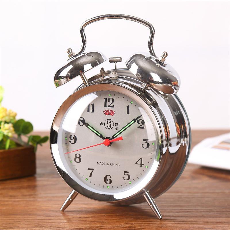 Vintage-style Metal Alarm Clock with Horseshoe Bell Sound, Spring-Wound for Students