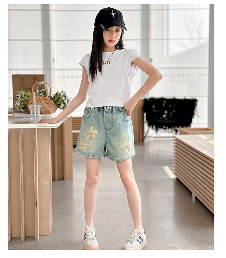 Girls' Denim Shorts Summer Outfit