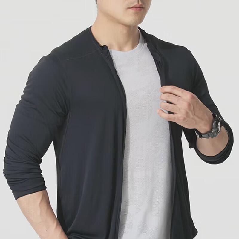 Under Armour Men s Quick-Dry Hooded Sports Jacket L