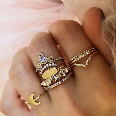 Retro Gold Damen Mondstein & Edelstein 9-teiliges Ring-Set