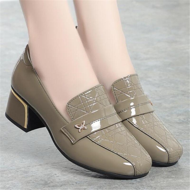 High Quality Pumps for Women Solid Color Thick Heel Soft Leather Shoes Patent Leather British Woman Round Toe High Heels Shoes