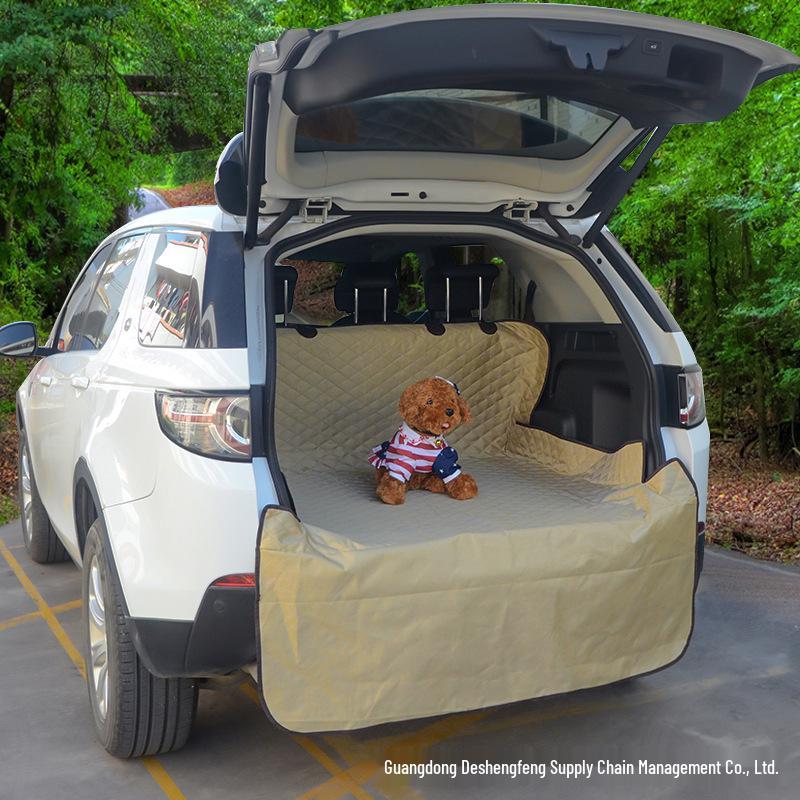 Wodoodporna i plamoodporna mata dla zwierząt do bagażnika samochodu - Odporna na zarysowania i zabrudzenia konstrukcja do sedanów i SUV-ów.