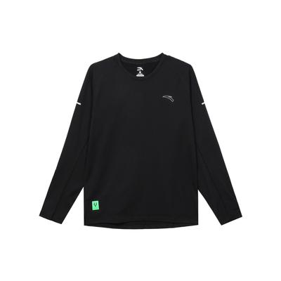 Warme Kleidung – Pullover & Langarmshirts