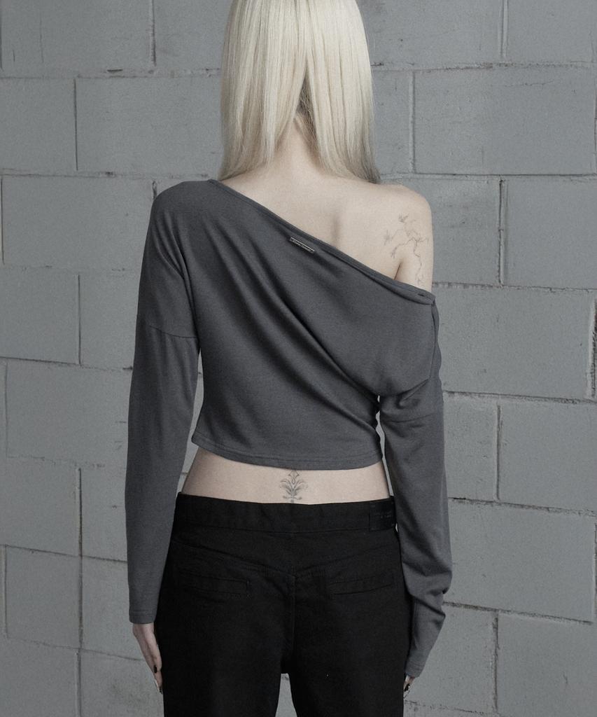 ETRE AU SOMMET Shoulder Line Button Long Sleeve (Charcoal)