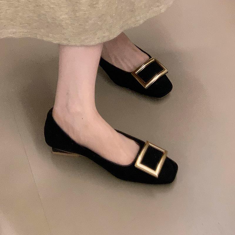 Metal square buckle shallow mouth single shoes women's 2025 autumn new thick heel low heel square head commuter Mary Jane shoes Doudou shoes