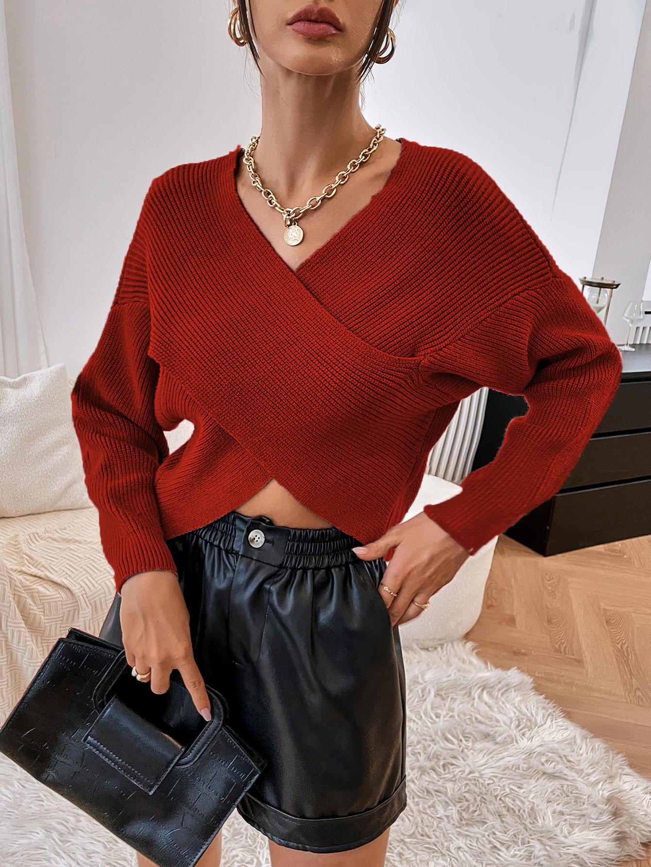 

European & American V-Neck Crossover Knit Crop Top - Autumn/Winter Women s Solid Color Pullover Sweater M червоний