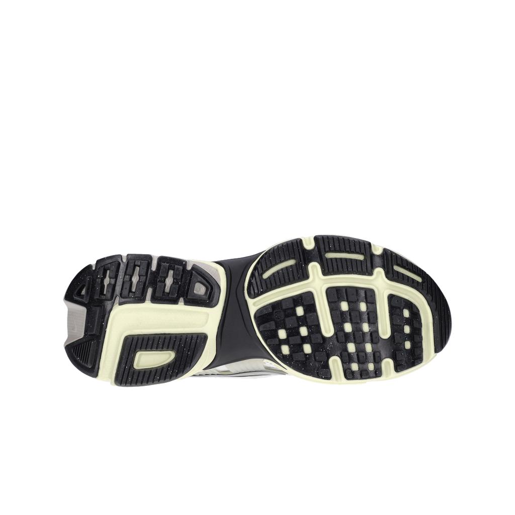 Nike V2K Run Summit White Damen Sneakers Pure-Platinum Light-Iron-Ore Metallic-Silber FD0736-100