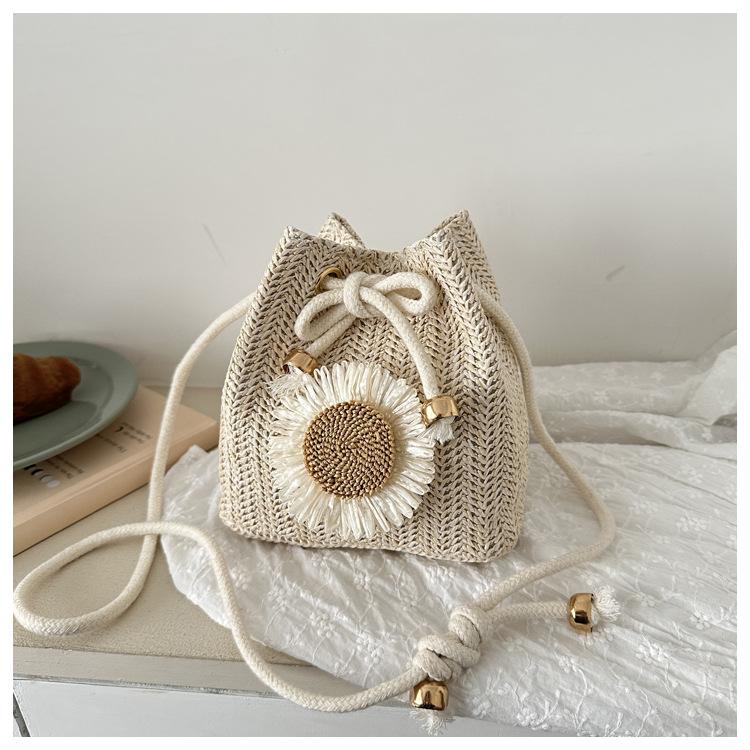 Woven Bag Women's Bag New Trendy Retro Summer Straw Weaving Cute Bucket Bag Personalized Girl Shoulder Messenger Bag