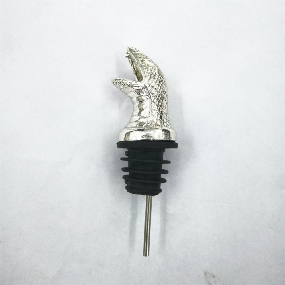 Zinc Alloy Wine Pourer Ornament Wine Aerators Unique Snake Bottle Stoppers  for Kitchen Accessories
