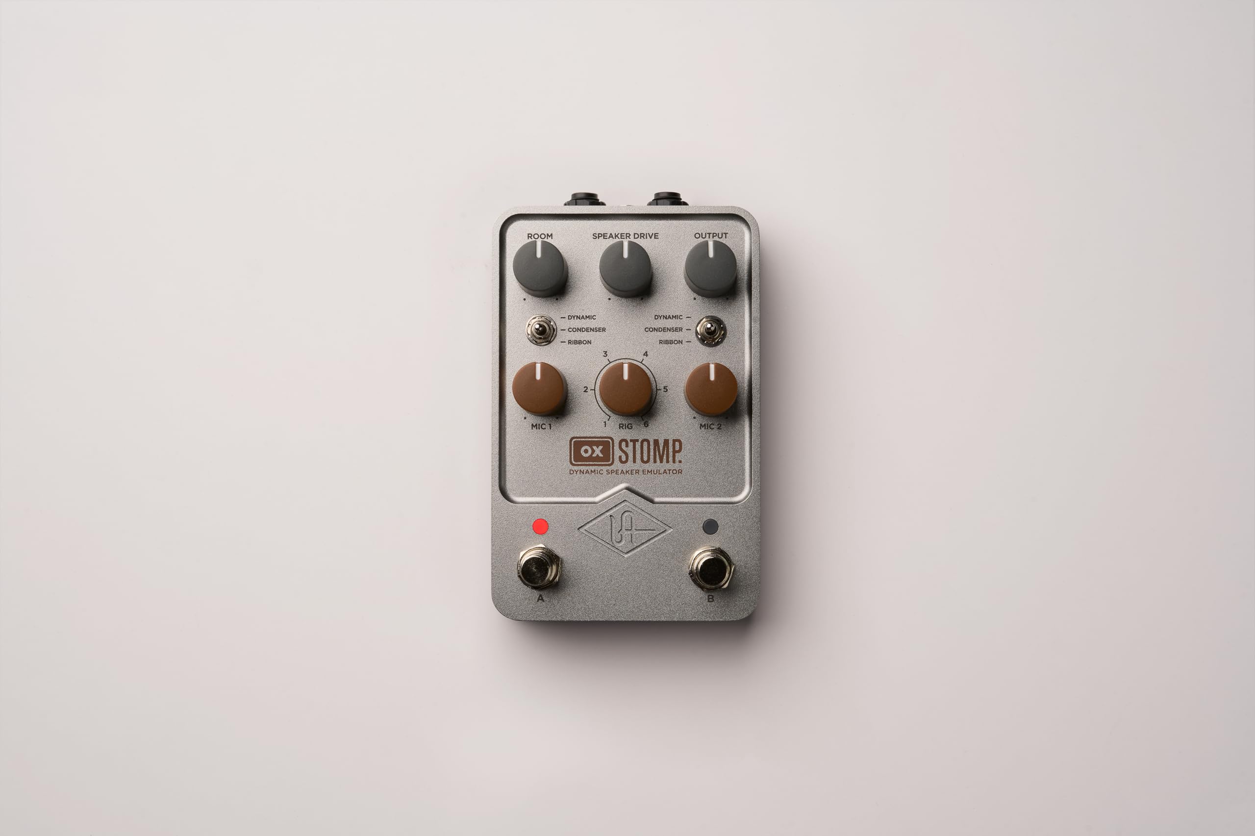 

Universal Audio UAFX OX Stomp. Dynamic Speaker Emulator Compressor Pedal Effector []