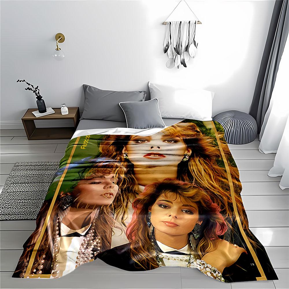 Retro Music Diva Portrait Blanket for All Seasons Blanket Lunch Break Throw Gift