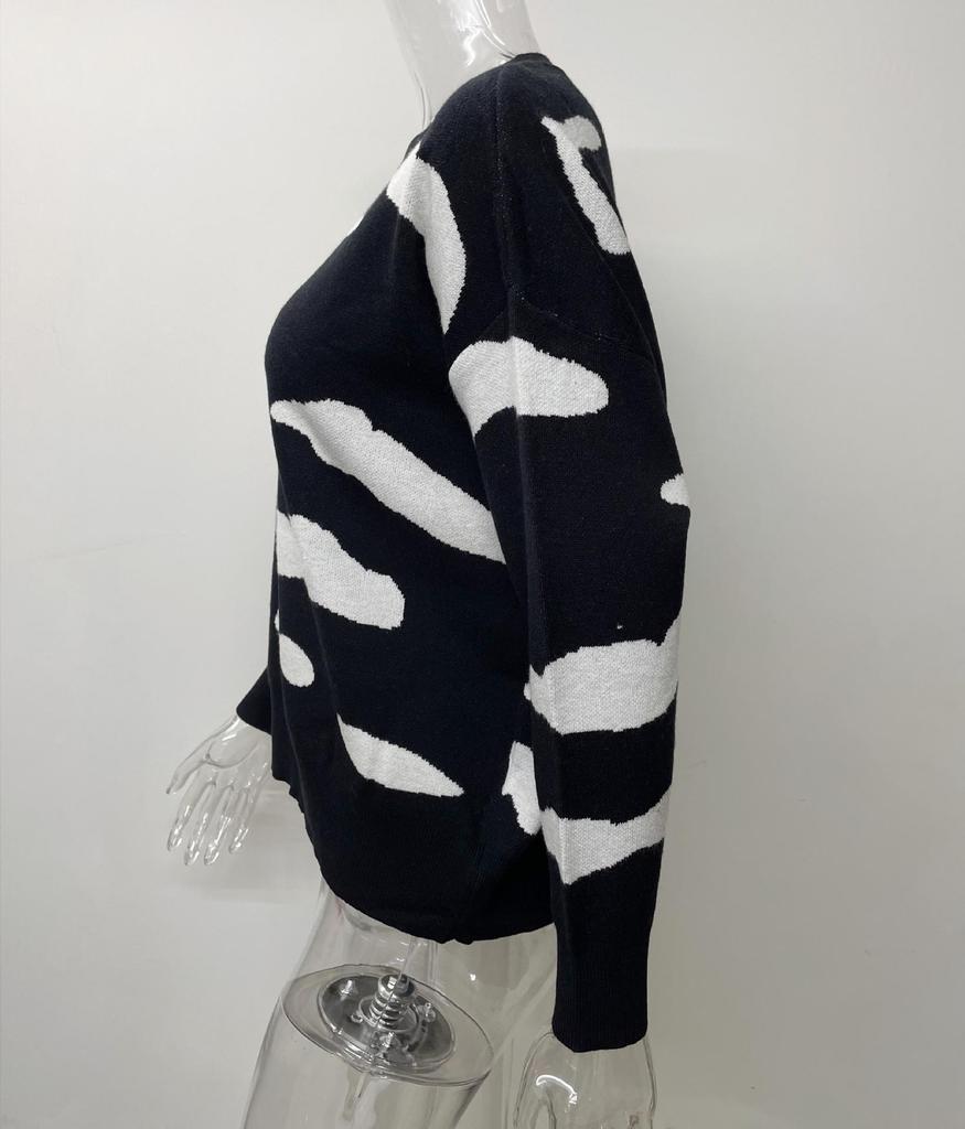 2025 Women's Versatile Jacquard Cloud Sweater: European & American Style, Long Sleeve, Round Neck Knitwear.