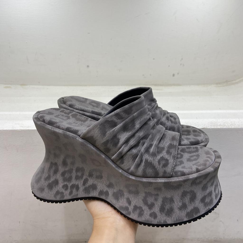 Women's Folded Leopard Print Platform Slides Thick Bottom Sandals Slip-On Summer Flats Silk Upper Cross-Border Shoes