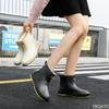 Women's New Rain Shoes Fashion Anti Slip Rubber Shoes Lightweight Waterproof Rain Boots Solid Color Ladies Work Boots Zapatos