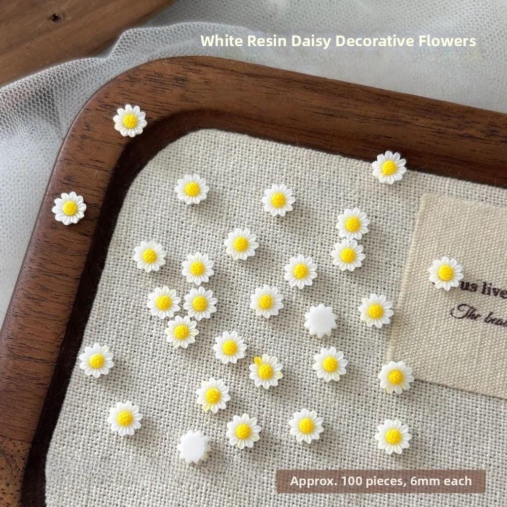 100pcs 3D Sunflower Nail Rhinestones Realistic 6*6mm Daisy Rhinestones Simple DIY Decor Nail Decoration Rhinestones For Nail Art
