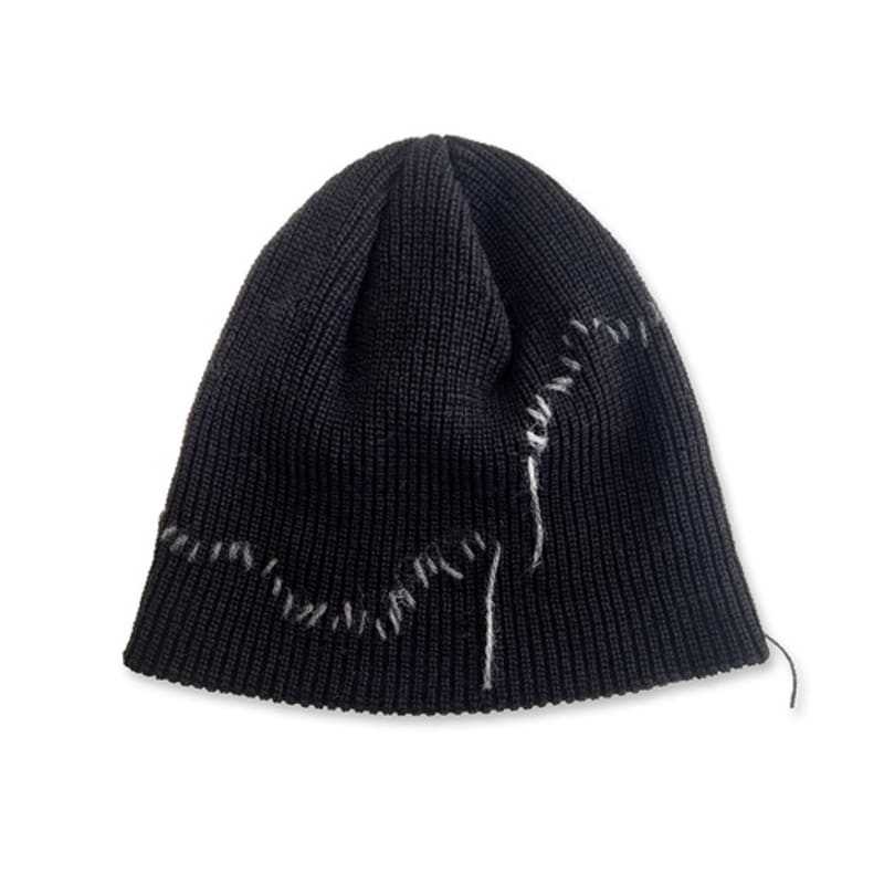 

ШАПКА-БИНИ NOUGHT с ручной вышивкой / Черный free