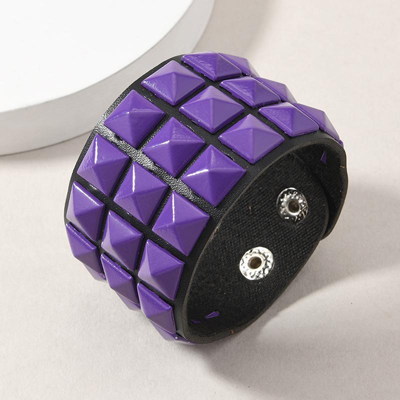 

18 Color Punk Hip-Hop Three Rows Of Square Rivets Pu Leather Big Wide Bracelet For Male Female Buckle Wristband Vintage Jewelry