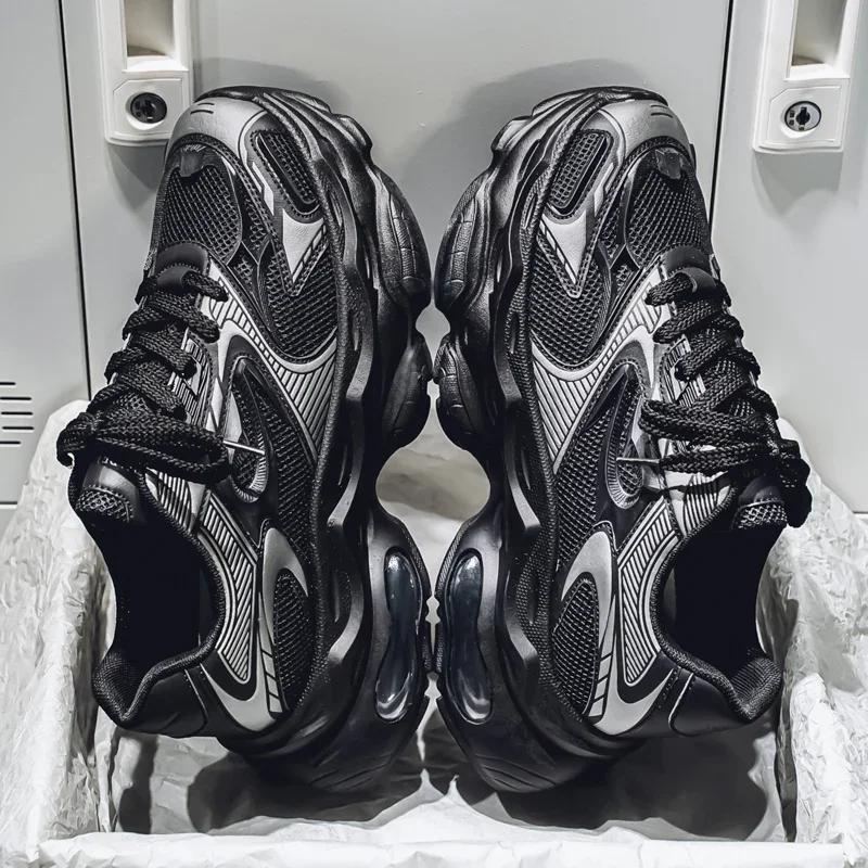 

Мужская спортивная обувь для улицы на весну и лето со шнуровкой, цветной отделкой, блестящей поверхностью, толстой подошвой и увеличением роста 44 чёрный