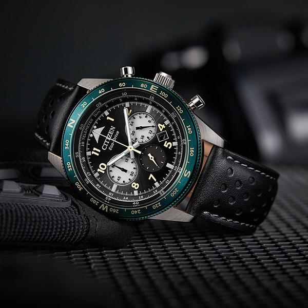 Citizen Serie FUTURE FORCE FF Movimento al Quarzo a Energia Solare Cinturino in Pelle di Mucca Orologio Unisex CA4558-16E