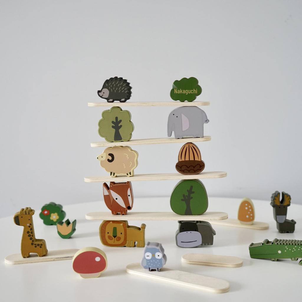 Tier Stapelturm: Holz-Jenga-Blöcke für die Koordination und Konzentration von Kindern