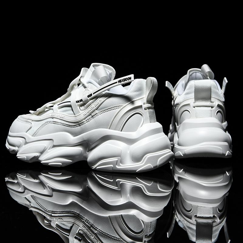 Scarpe da uomo Sneakers Tenis maschile Scarpe di lusso Scarpe casual da uomo Trainer Race Scarpe traspiranti mocassini moda Scarpe da corsa per uomo