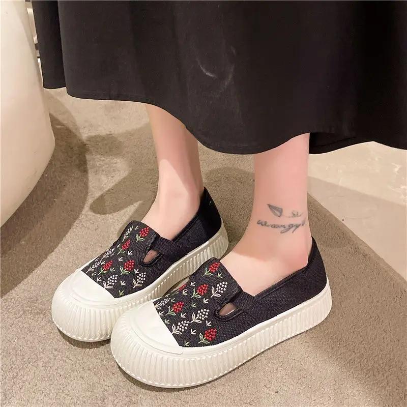 Comfortable and Elegant Canvas Shoes for Women Spring Autumn Designer Luxury Offer Walking Daily Routine Woman Footwear On Sale