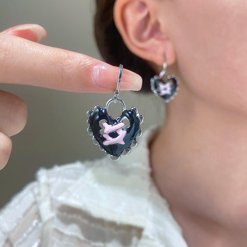 Vintage Gothic Black Heart Shaped Kitten Inlaid With Pink Zircon Earrings Creative Cool Cross Heart Shaped Sweet Jewelry Gift