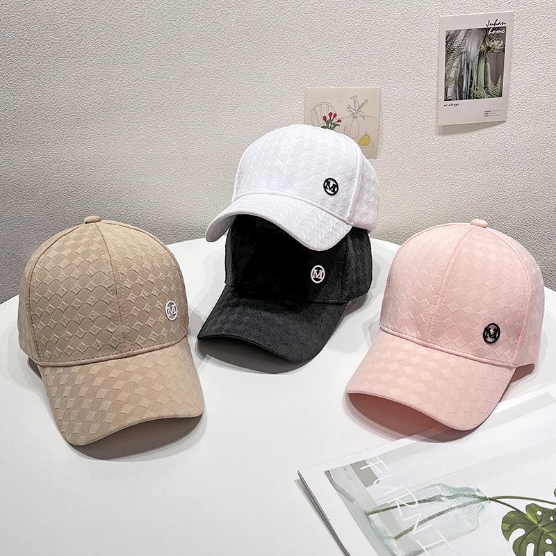 Fashion Baseball Cap - Adjustable, Sun-Protective & Versatile for Outdoor Activities, Tourism, Couple, Simple Atmosphere