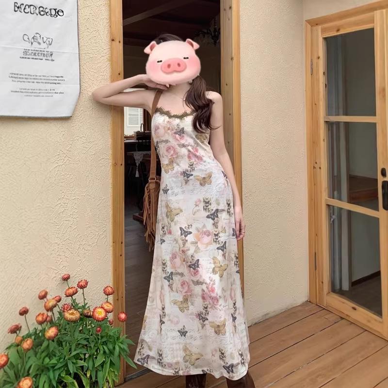 Women's French Retro Butterfly Print Maxi Dress for Spring and Summer Vacations