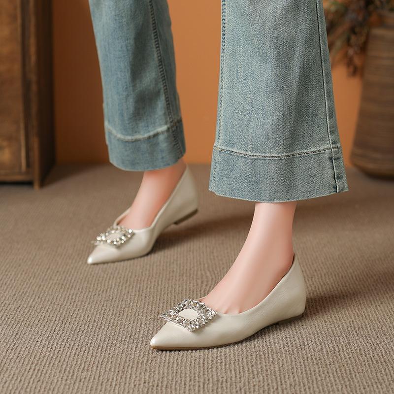 Temperament rhinestone flat shallow single shoes women's new inner height-increasing commuting shoes one pedal Doudou shoes