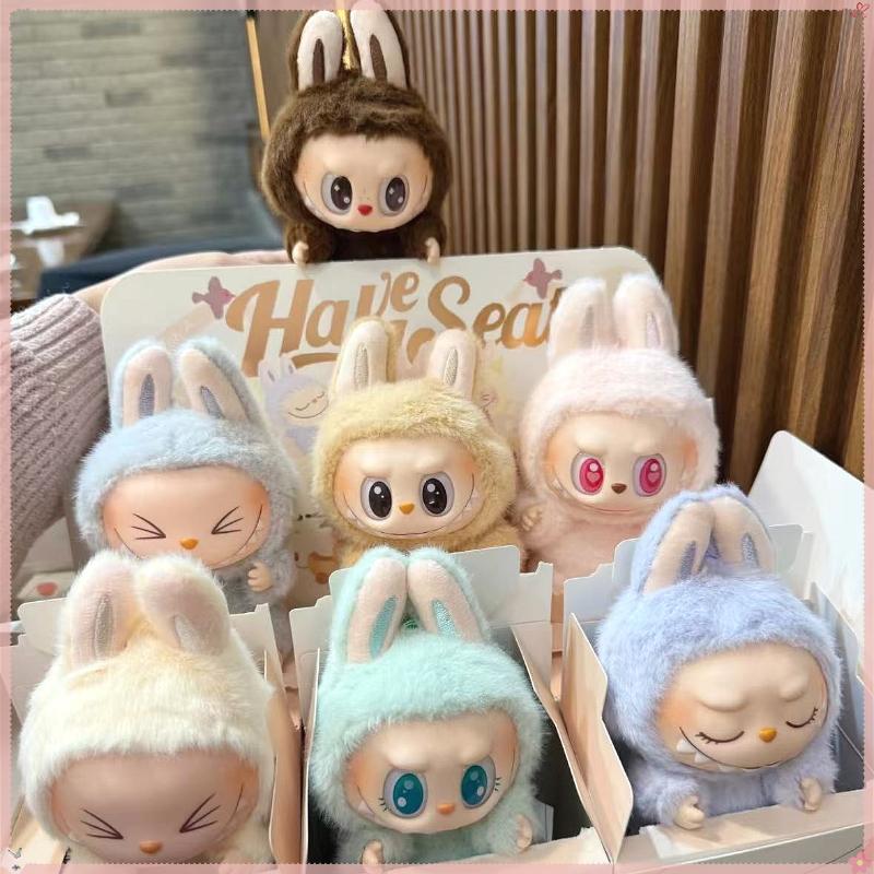 1:1 Hochwertige Blind Box Action Anime Figuren Niedliche Überraschungsbox Plüsch Vinyl Puppe Schlüsselanhänger Deko Accessoires Geburtstagsgeschenke