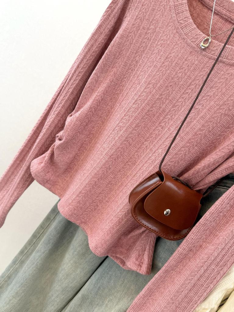 Chic Sweet & Spicy Pleated Slim-Fit Long-Sleeve T-Shirt for Women - Korean Style Autumn Base Layer Top