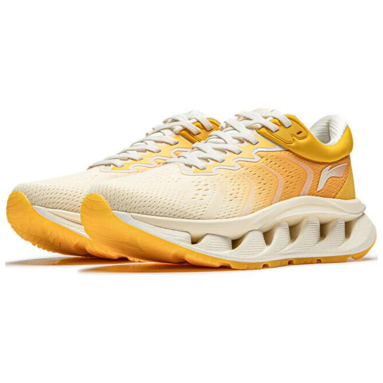 New LiNing Non slip Lightweight Running Shoes Women's Yellow AZGU006-2