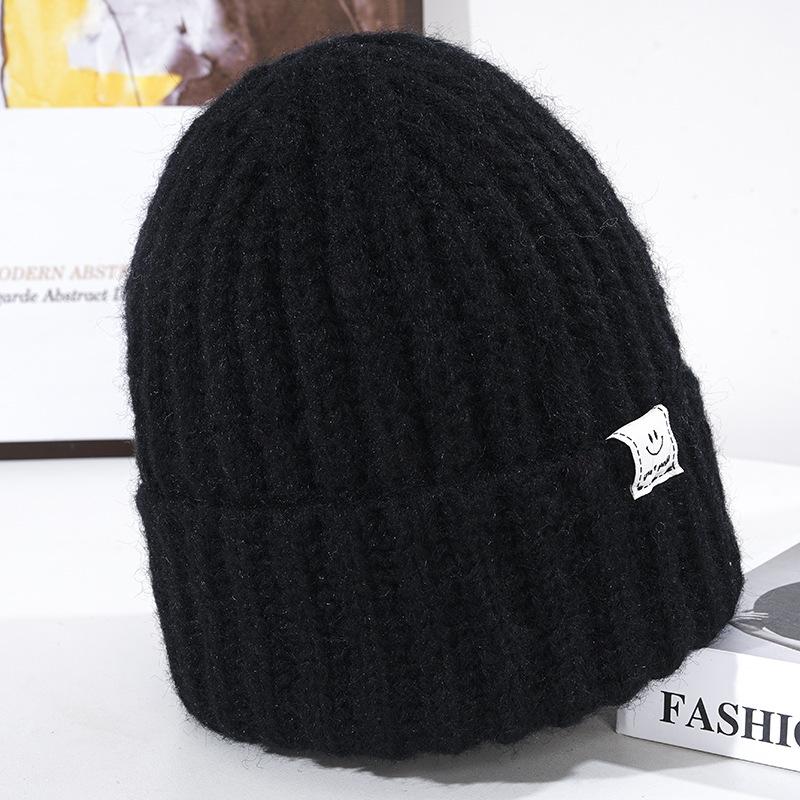Women's Winter Thickened Warm Knitted Hat Korean Style Fashion Smiling Face Windproof Ear Protection Wool Hat