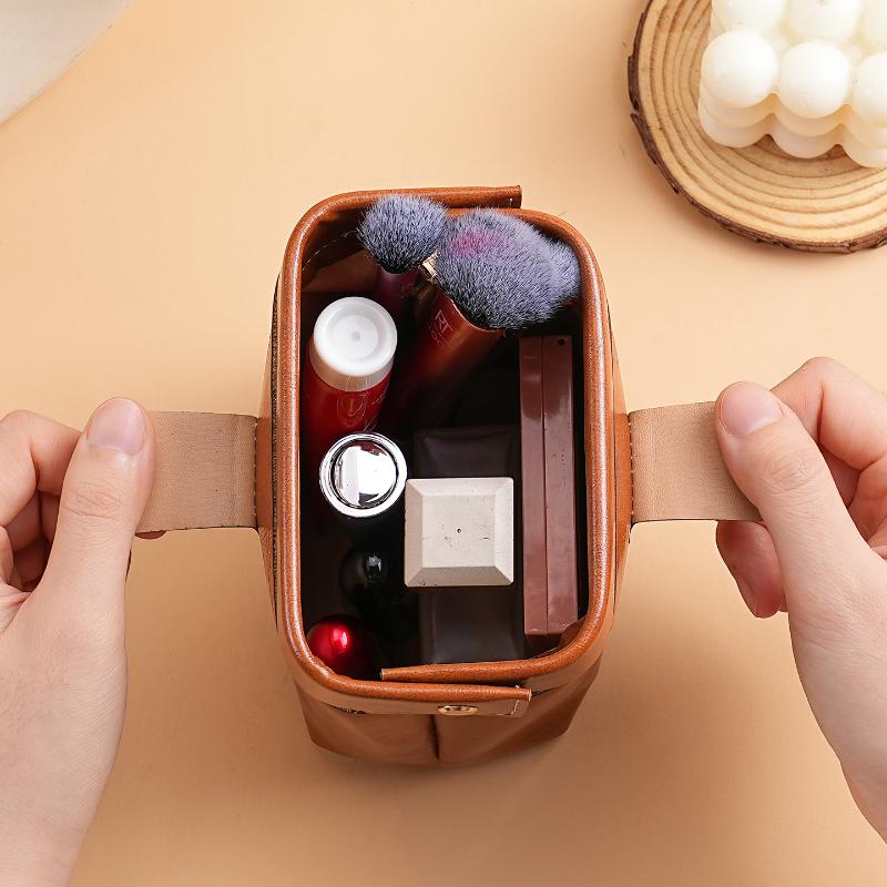 1Pcs Solid Color Large Capacity Makeup Case Button Coin Purse Handbag Fashion Vintage PU Leather Cosmetic Bag