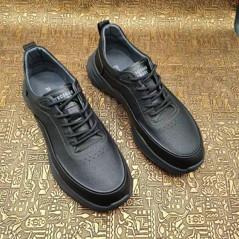 

Autumn sports leather shoes men s cowhide round head trend fashion casual men s versatile leather shoes 39 чорний