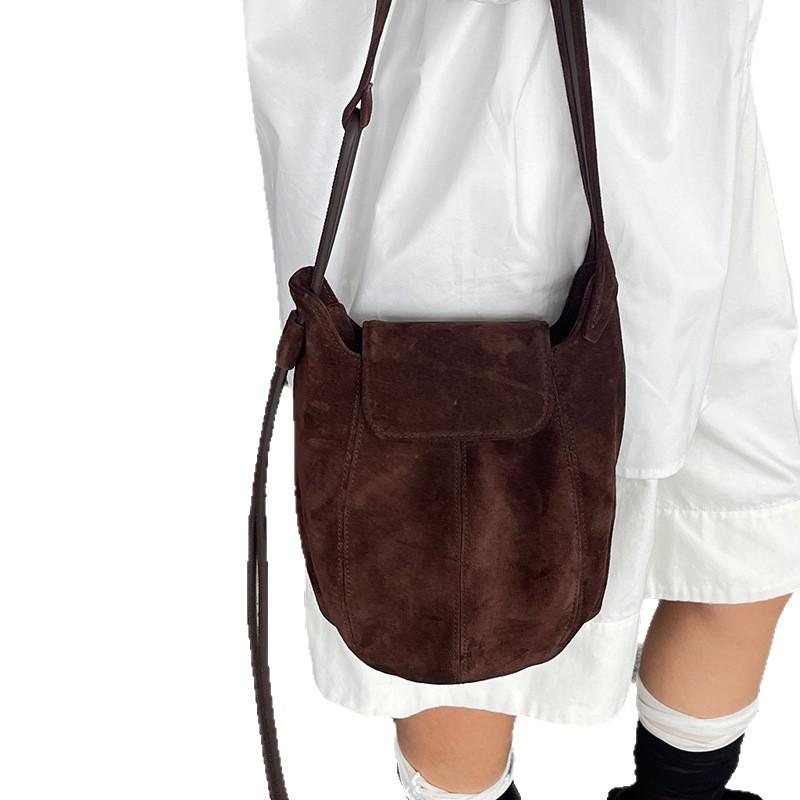 High-end Leather Single-shoulder Underarm Bag Fashionable Soft Leather Laid-back Style Crossbody Saddle Bag