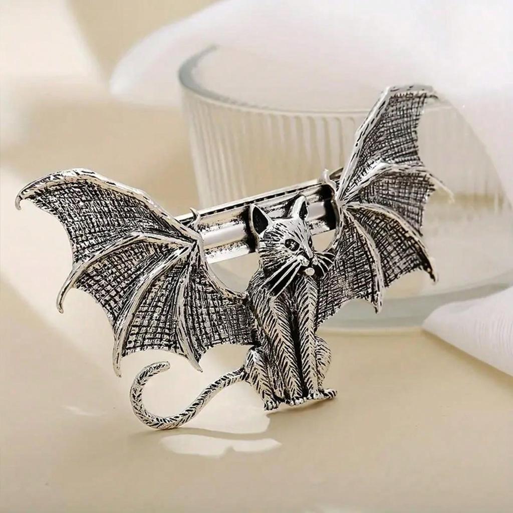 1pc Gothic Flying Cat Hair Clip - Vintage Alloy Barrette For Women, Perfect For Halloween & Cosplay