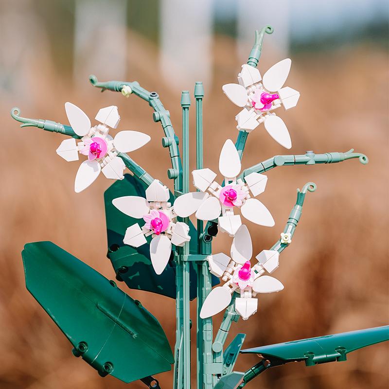 Non-Toxic Lotus Orchid Building Block Home Furnishings Bricks Flowers Plant Model Bricks Potted Flower Bouquet Model Romantic Home 728Pcs