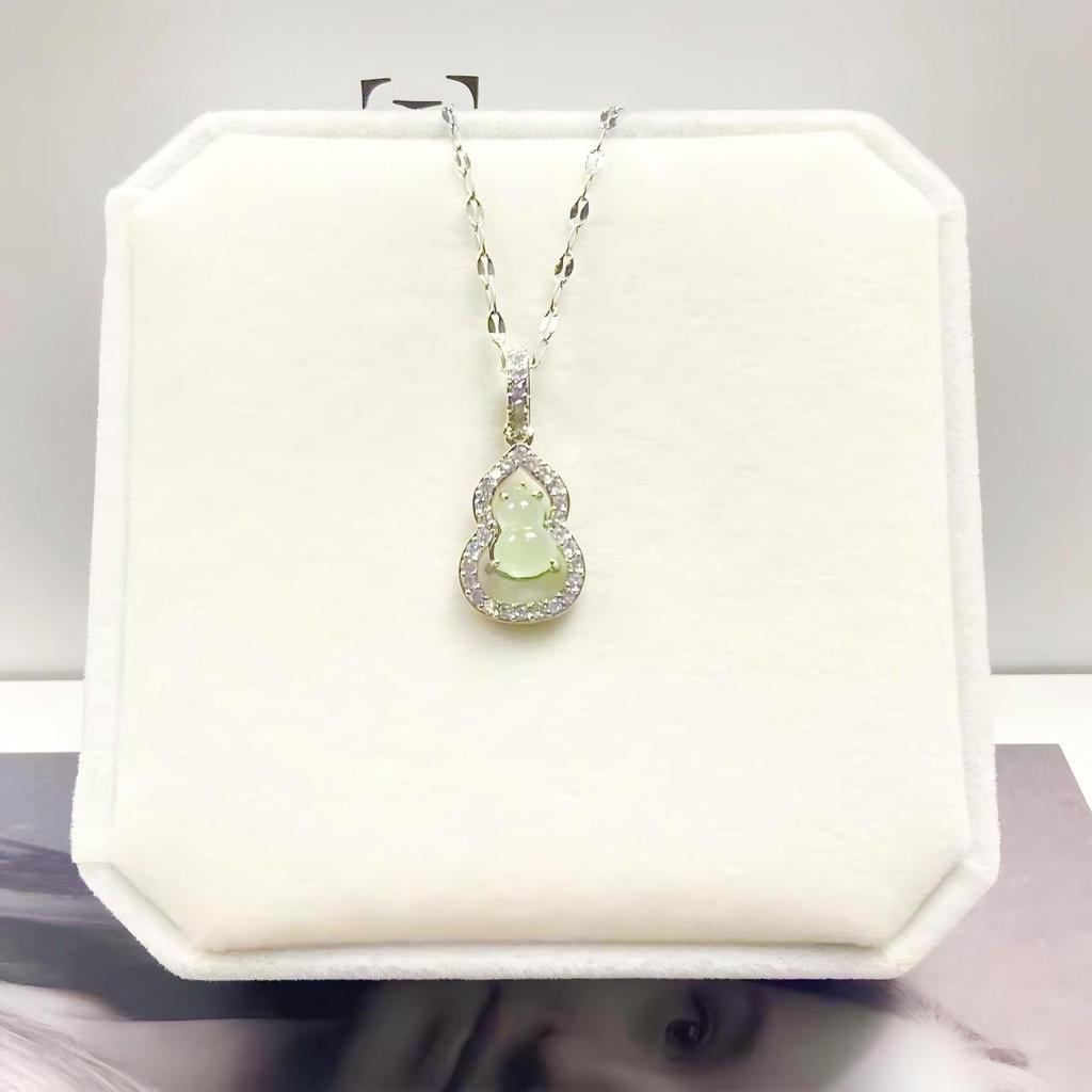 Summer Silver Series Titanium Steel Non-Fading Necklace for Women - Fashionable, Light Luxury, Niche, High-End