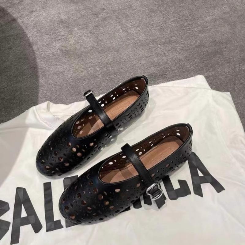 2025 New Women Sandals Summer Hollow Ladies Shoes Closed Toe Casual Sandals Women Soft and Comfortable Ballet Flat Shoes
