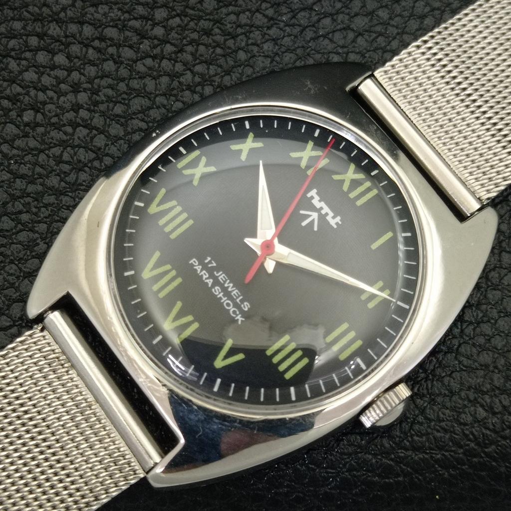 HMT HAND-WINDING VINTAGE INDIAN MENS ROMAN FIGURE BLACK DIAL WATCH A702848-1