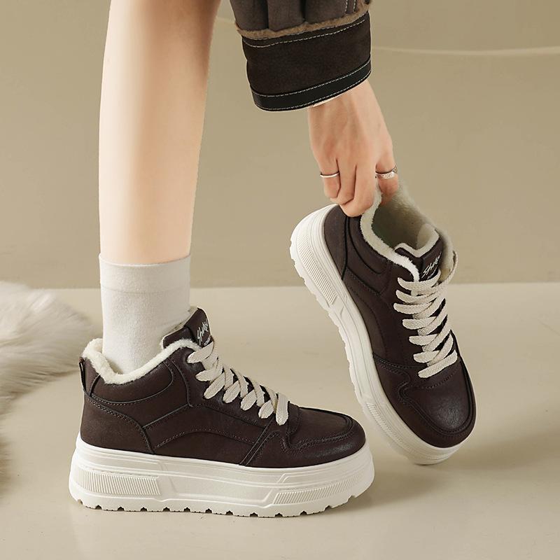 Winter Warm Snow Boots for Women Non-Slip Chunky Platform Sneakers With Faux Fur Lined Lace-Up Tennis Walking Shoes Women's Comfortable Short Booties