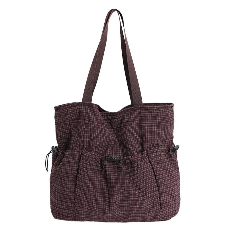2025 retro casual high-end new fashion large-capacity commuting shoulder bag trendy plaid drawstring handbag