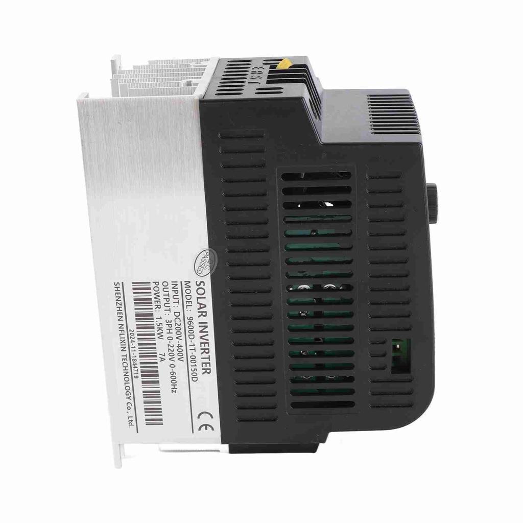 NFLIXIN Napęd o zmiennej częstotliwości Solar VFD Sterownik silnika pompy fotowoltaicznej 1,5KW 220V