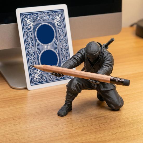 Ninja Pen Holder 3D Printed Samurai Pencil Stand Warrior Figurine Desktop Organizer for Office Desk Accessories Gag Gift for Men Coworkers
