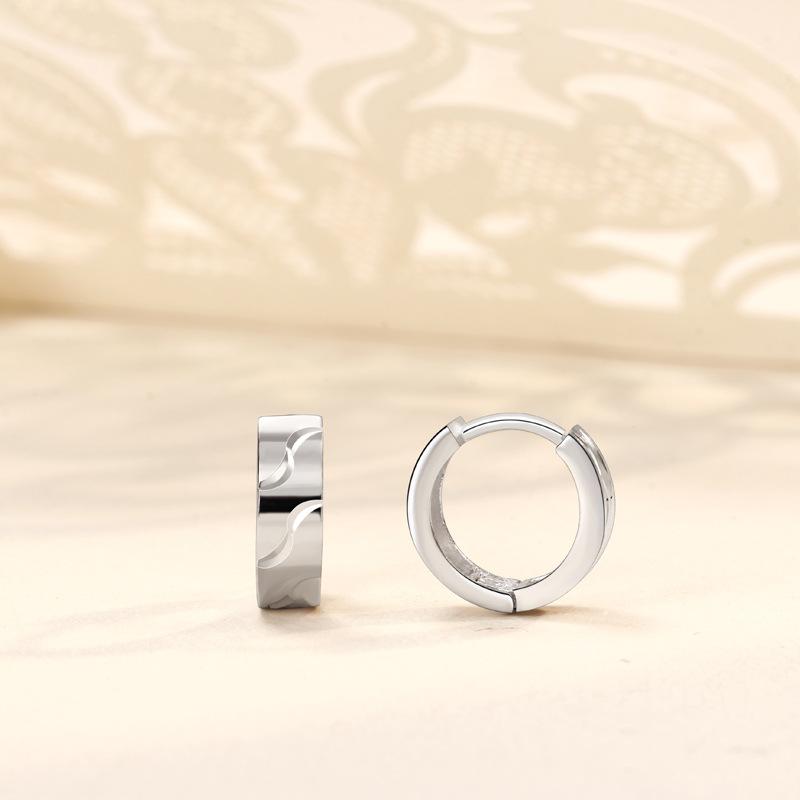 Water Ripple Ear Buckle Women's Simple Car Flower Ins Cold Wind Versatile Daily Commuter Earrings Women